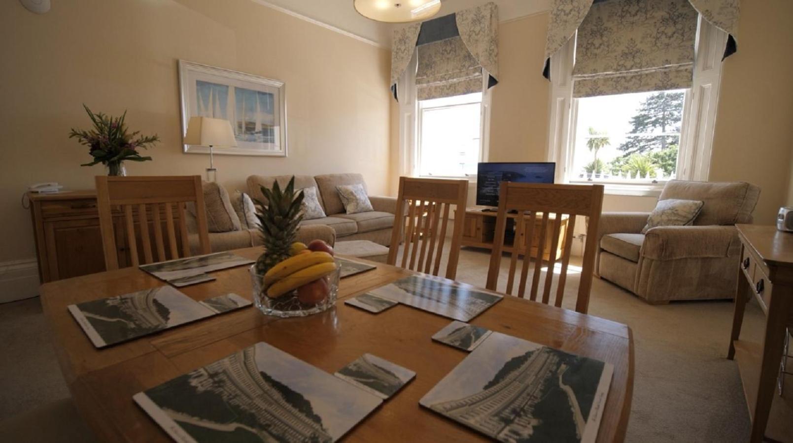 The Osborne Apartments Torquay Eksteriør billede
